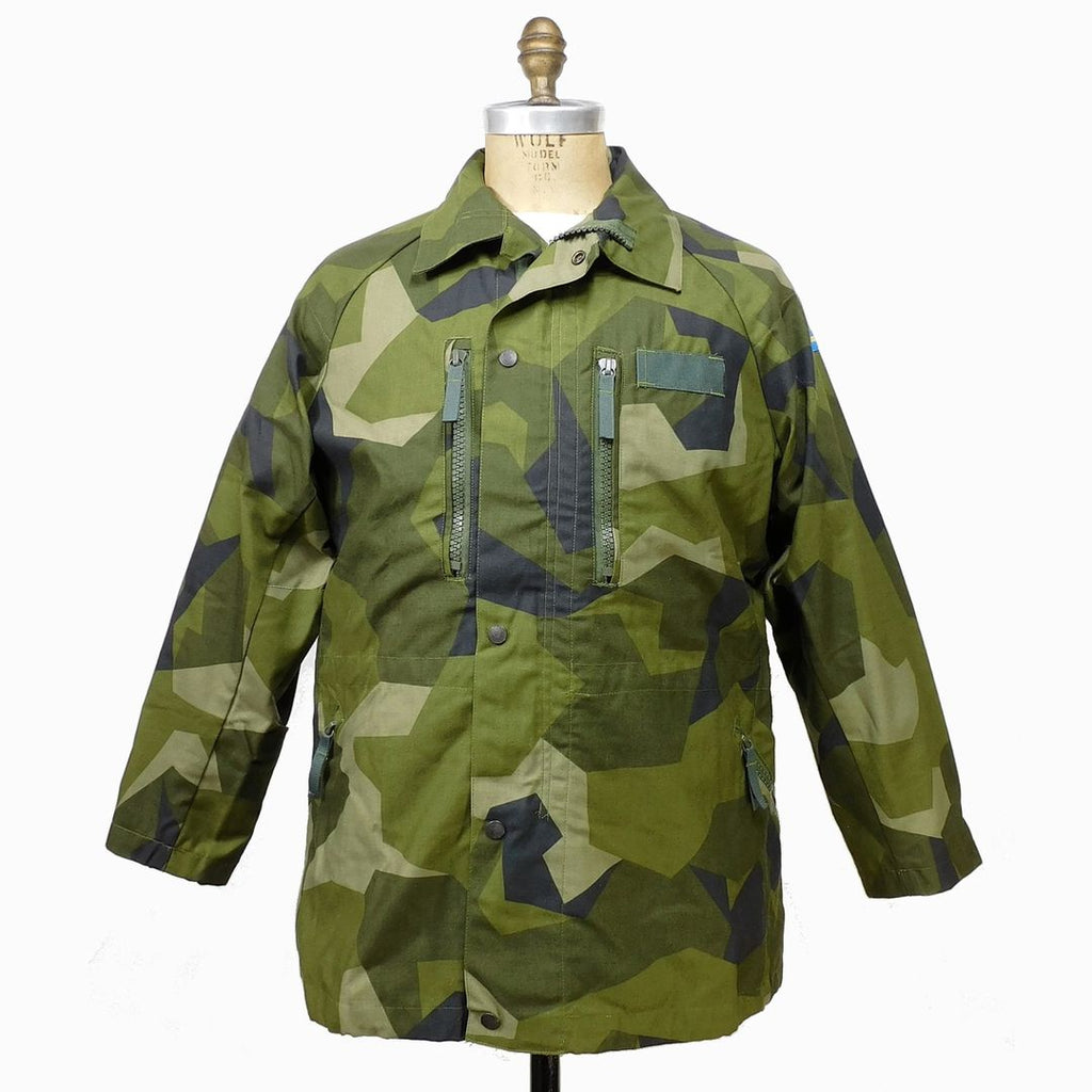 NOS　2010's Swedish Army M90 Camo Field Coat